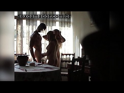 ❤️ Bidh caraidean gnè a 'toirt cuireadh dha fear mòr agus triùir còmhla ris Porno fb aig porn gd.eviewporn-com.ru ❌