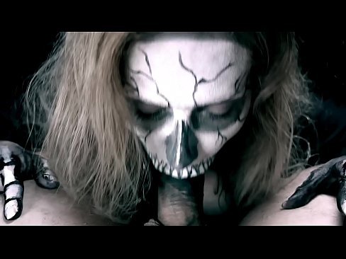 ❤️ Demon nighean sucking cock le a beul dubh agus slugadh cum. Porno fb aig porn gd.eviewporn-com.ru ❌